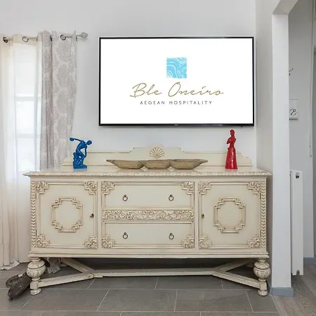 别墅 Ble Oneiro Crystal 阿达玛斯