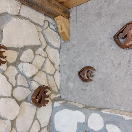 Ble Oneiro Crystal 别墅