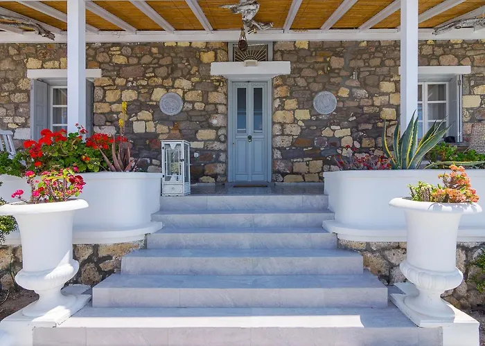 Ble Oneiro Crystal Villa Adamantas (Milos)