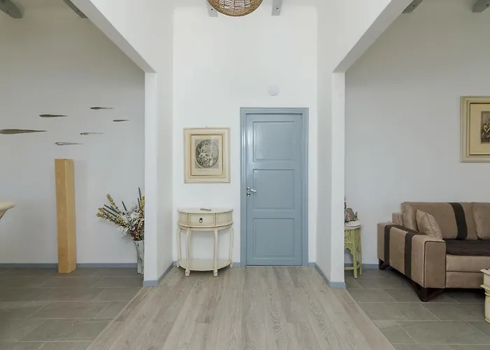 Ble Oneiro Crystal Villa *