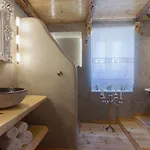 Ble Oneiro Crystal Villa *