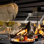 Ble Oneiro Crystal Villa *