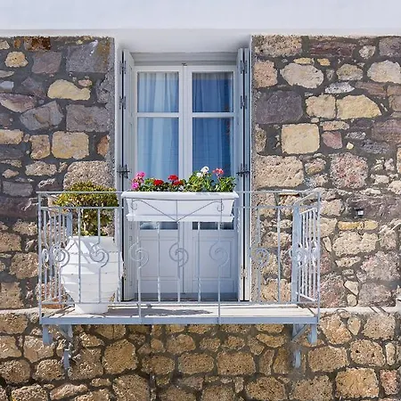 Ble Oneiro Crystal Villa Adamantas (Milos)