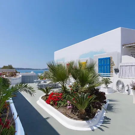 Ble Oneiro Crystal Villa Adamantas (Milos)