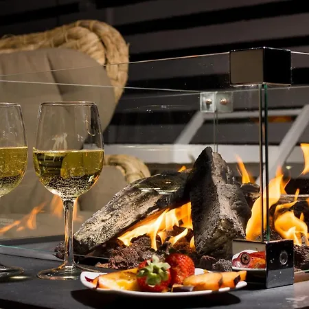 Ble Oneiro Crystal Villa *