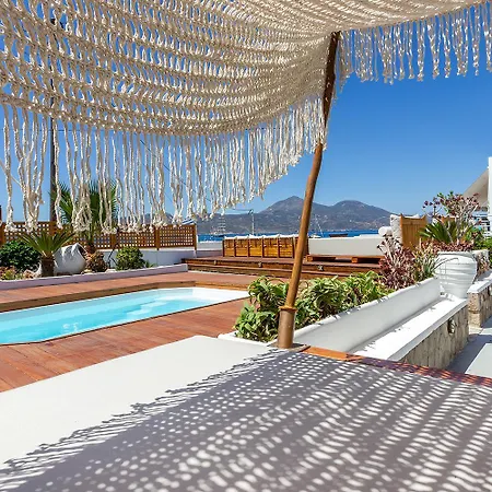 Villa Ble Oneiro Crystal *