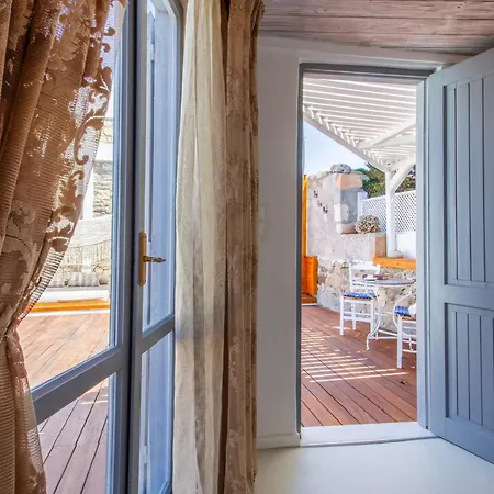 Villa Ble Oneiro Crystal