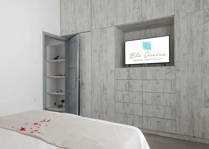 Villa Ble Oneiro Crystal *