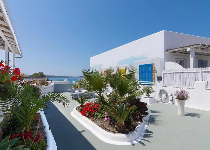 Ble Oneiro Crystal Villa Adamantas (Milos)