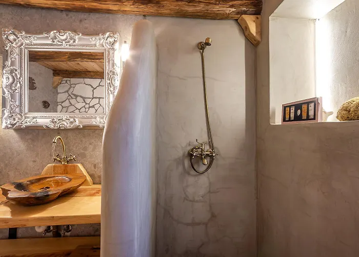 Ble Oneiro Crystal Villa *