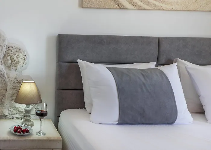 Ble Oneiro Crystal Adamantas (Milos)